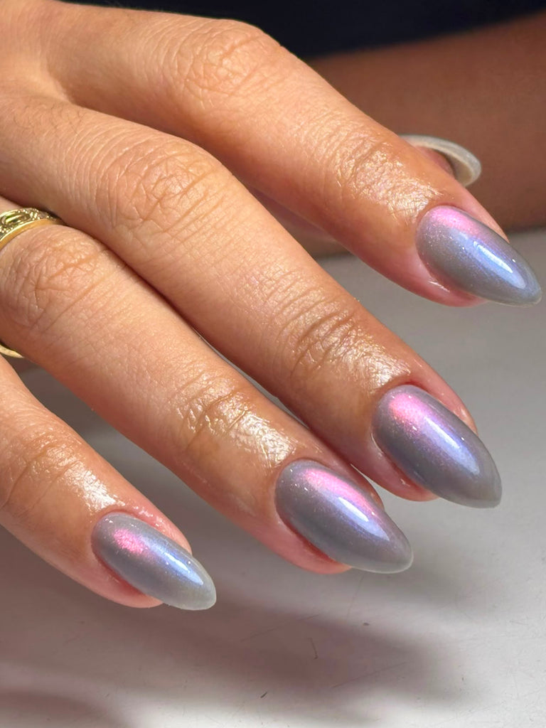 Cat Eye Aura No.69 Aurora Mist